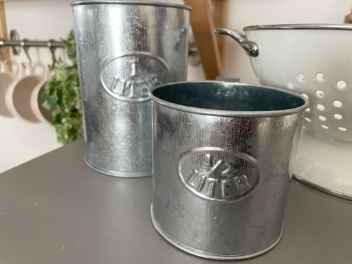 [604728] Tasse à mesurer en zinc 1/2 litre