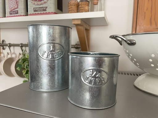 [604738] Tasse de mesure en zinc 1 litre